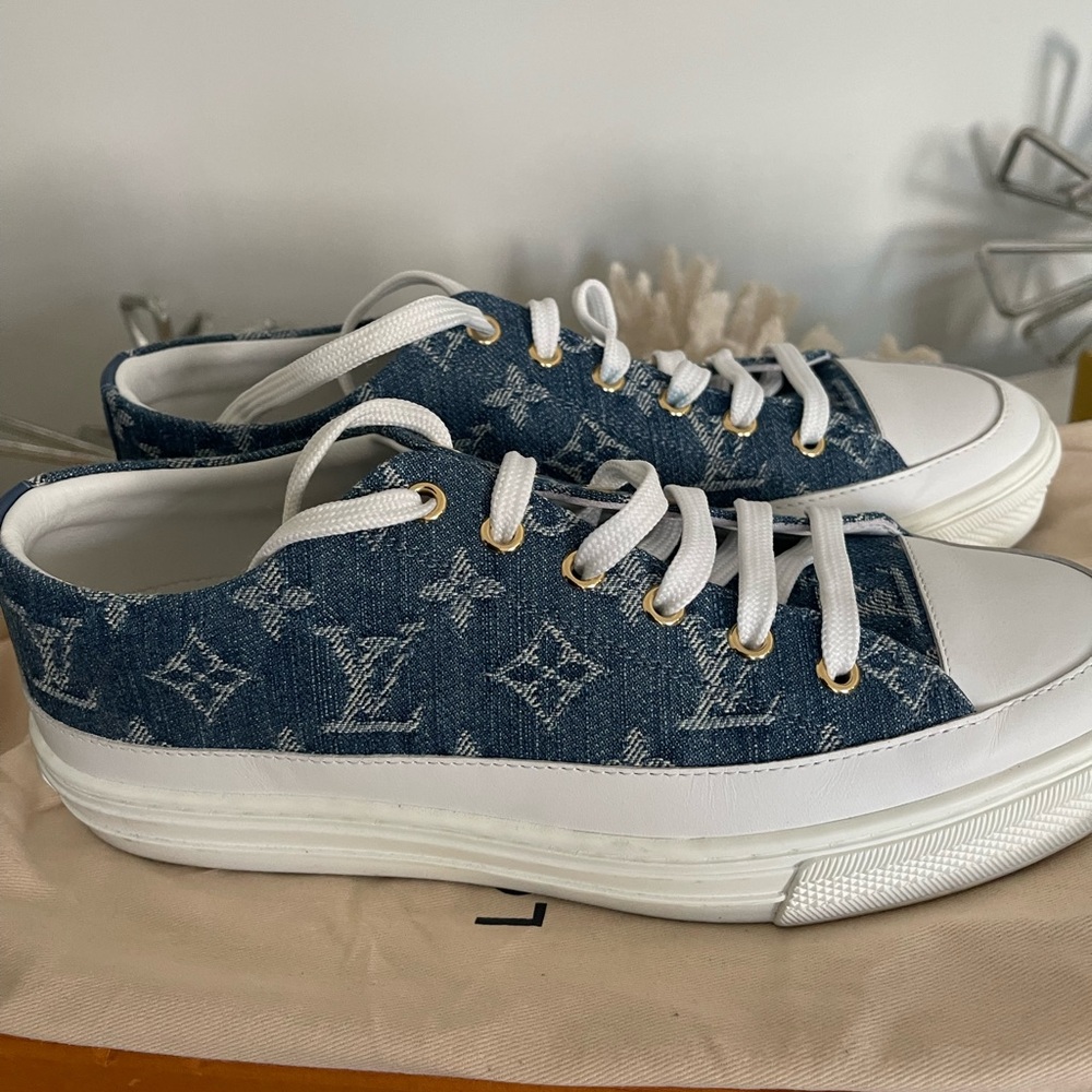 Louis Vuitton Sneakers